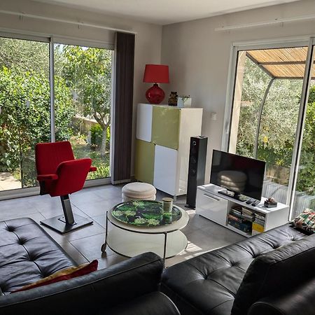 La Maison Sous L'Olivier Villa Morieres-les-Avignon Esterno foto
